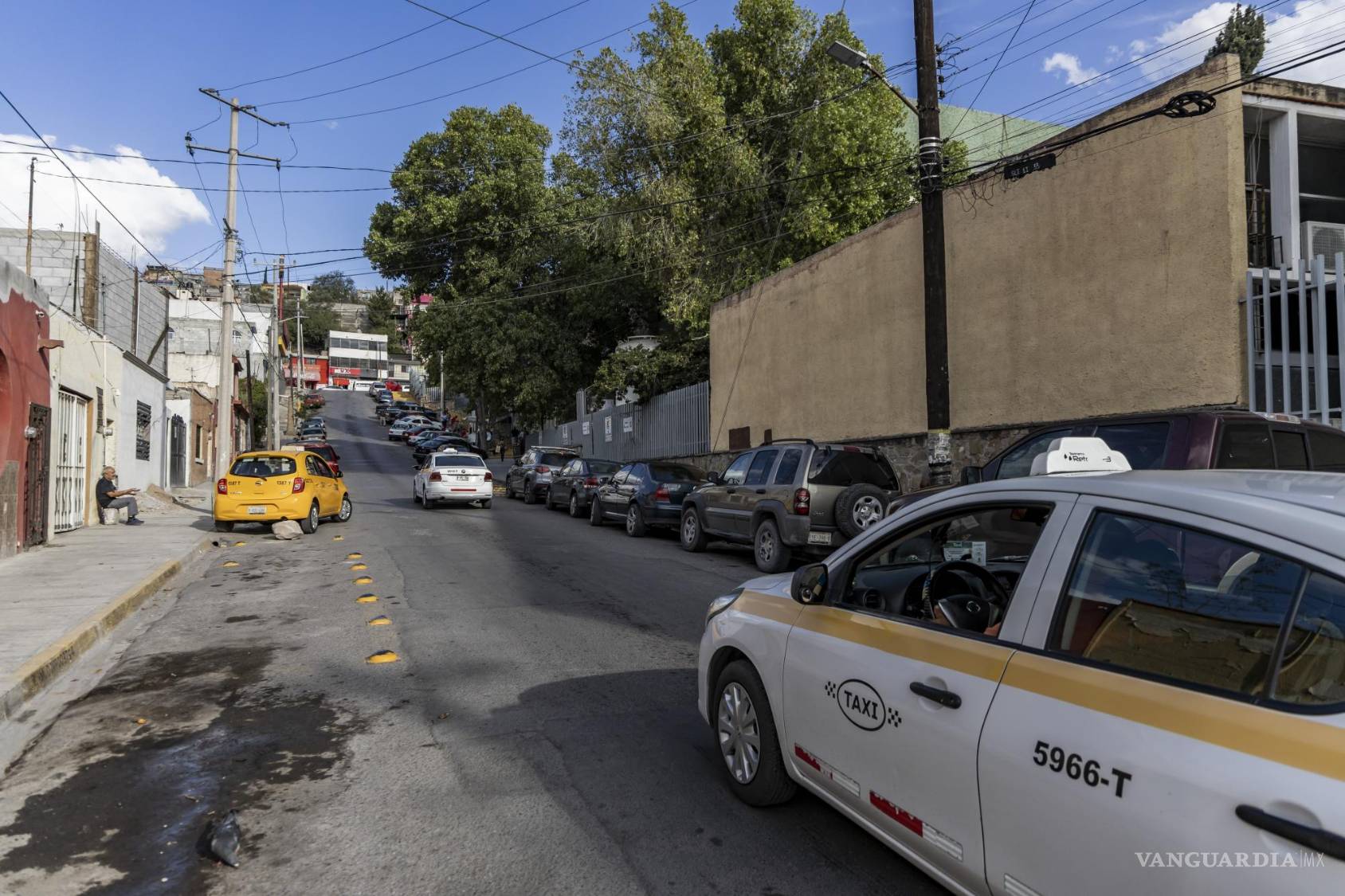 $!Centeneres de autos transitan por esta vialidad diariamente.