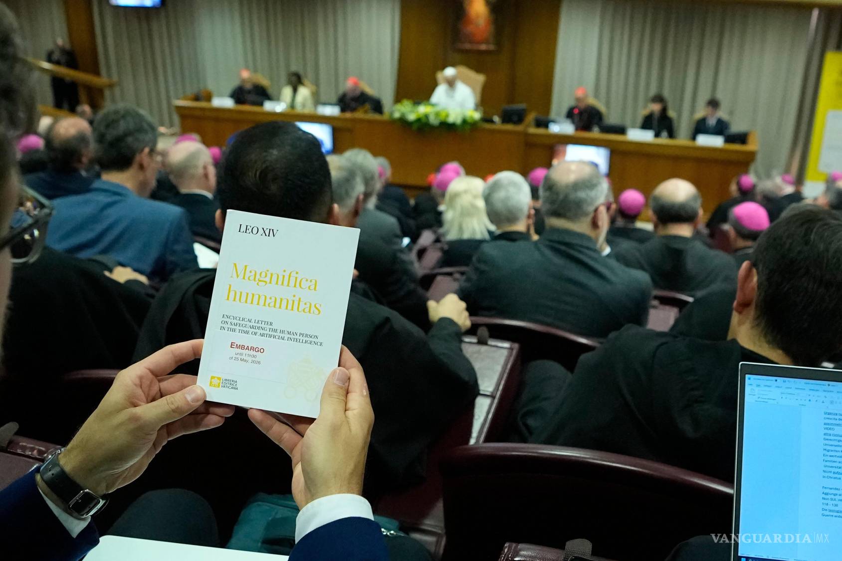 $!El papa León XIV asiste a la presentación de su primera encíclica, “Magnifica humanitas: Sobre la protección de la persona humana en tiempos de IA”.