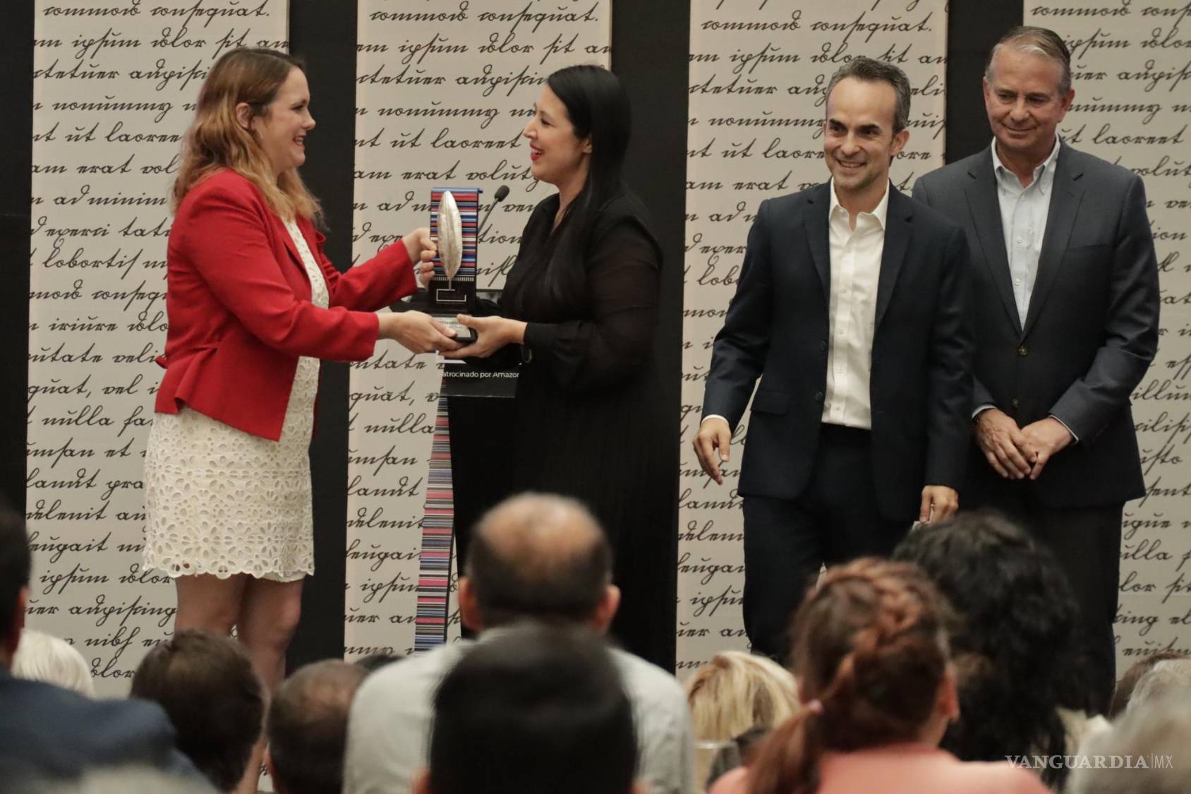 $!La escritora ganadora es originaria de Sonora.