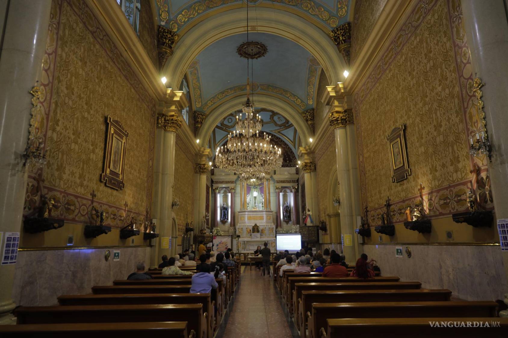 $!Interior de la Capilla del Santo Cristo en Saltillo.