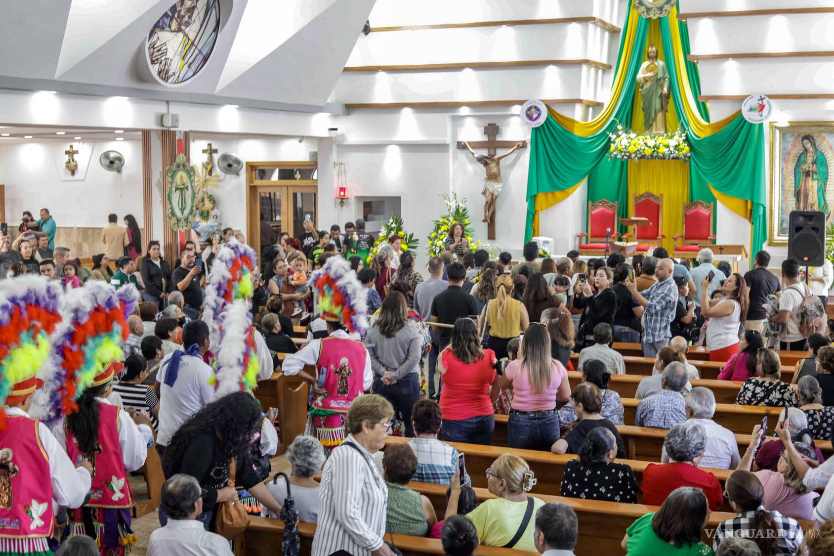$!Con gran fervor miles de fieles acudieron a la fiesta de San Juditas Tadeo, uno De los Santos con más devoción en México