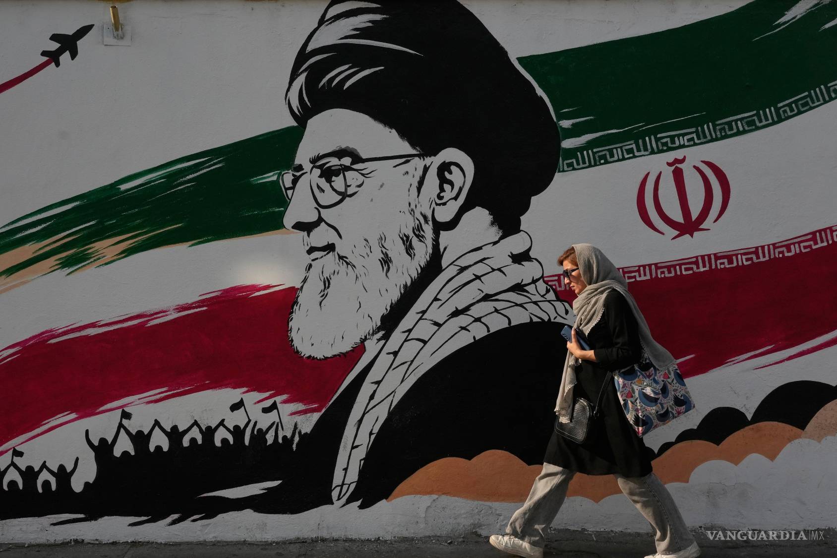 $!El Ministerio de Asuntos Exteriores de Irán desmintió de forma tajante la existencia de conversaciones directas para un alto el fuego con Estados Unidos.