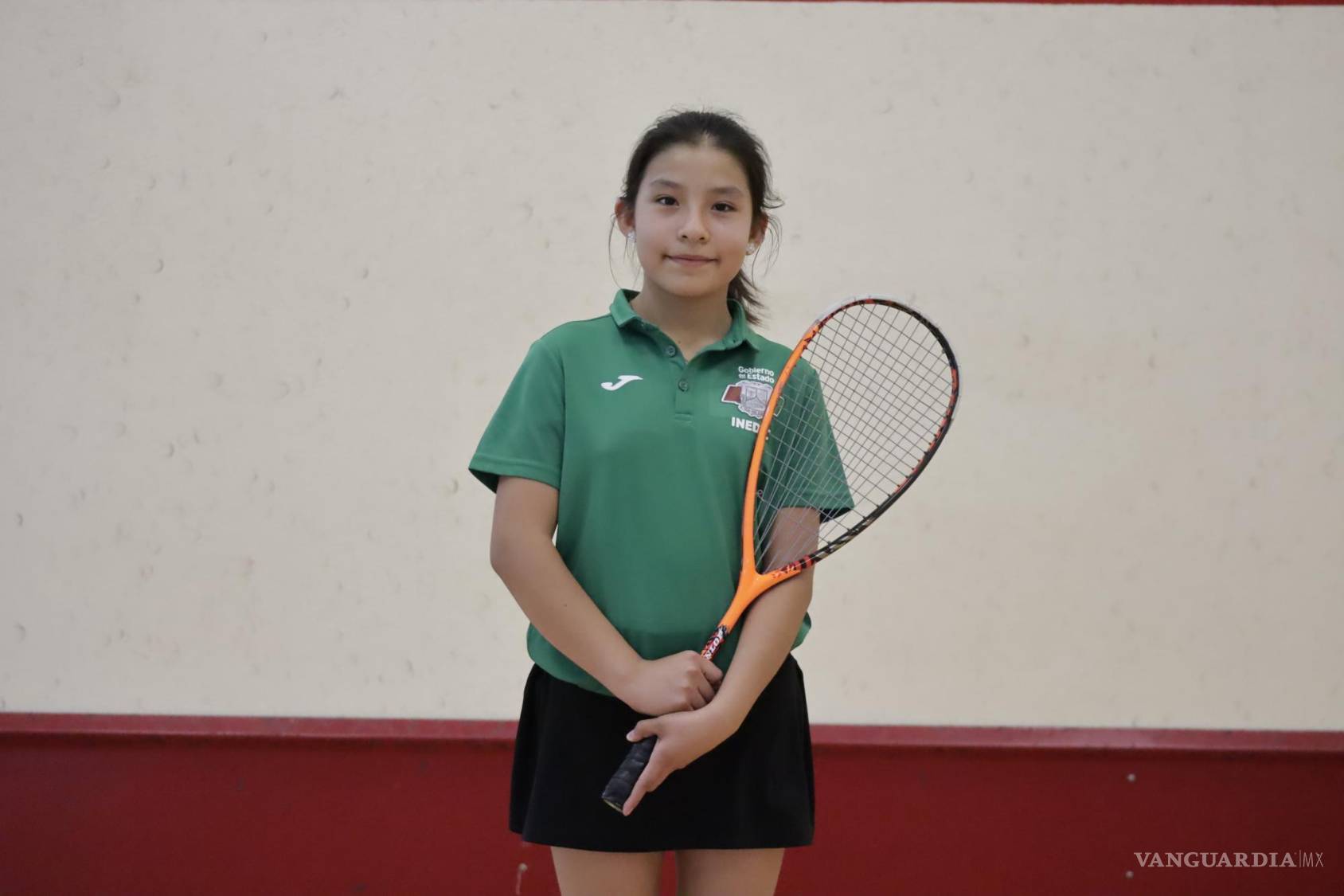 $!La constancia de Paola en el deporte, durante más de tres años, se refleja en pasión que empeña sobre la duela.