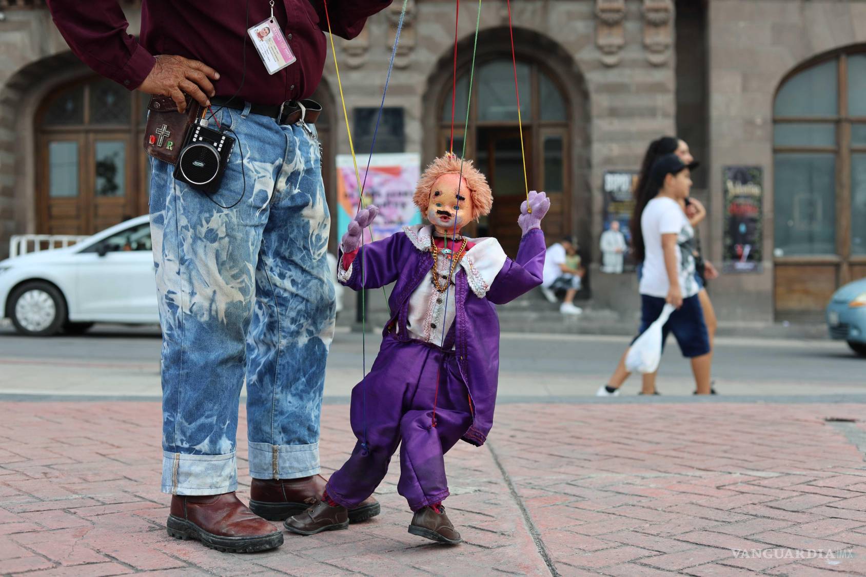 $!Don Daniel ‘El Pitoco’, el titiritero de Saltillo que mantiene viva la magia de Cri Cri y Topo Gigio en el Centro Histórico