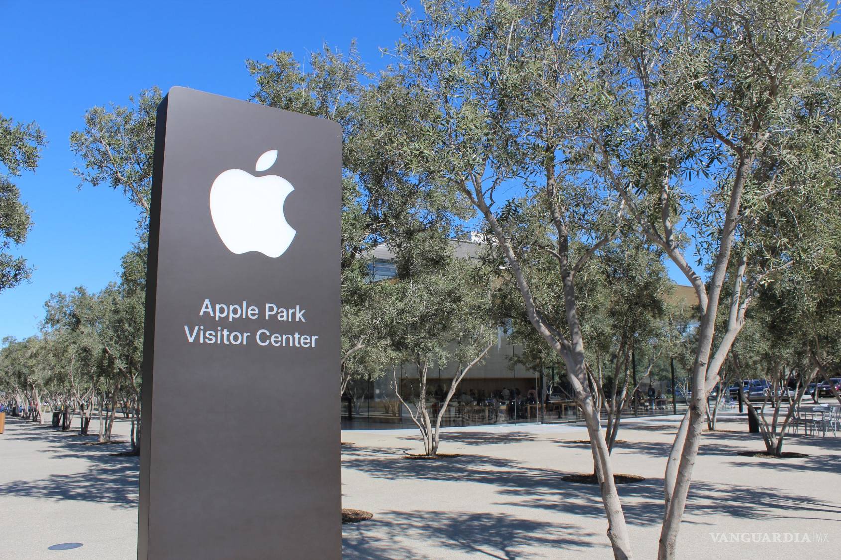 $!Cupertino será el escenario de la renovación de diseño más drástica del iPhone.