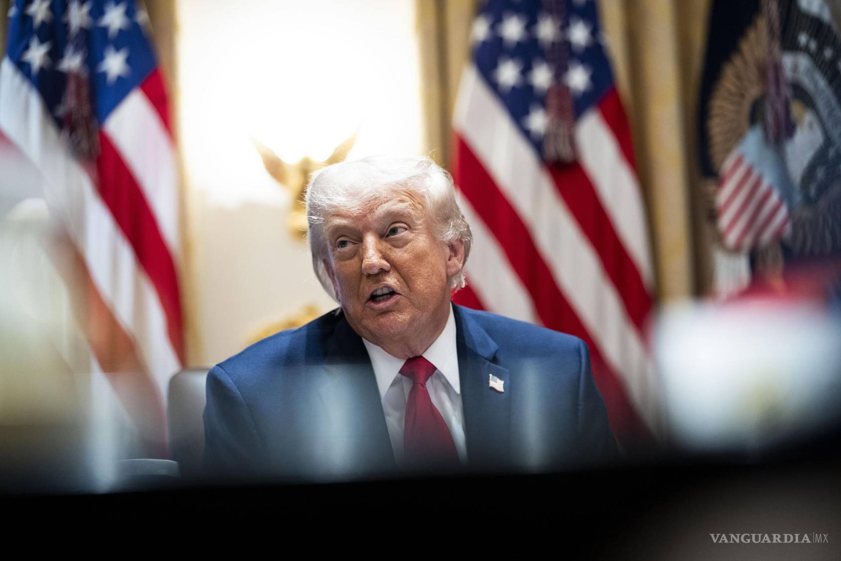 $!Ante la frustración de los votantes por los costos de la guerra, Trump insistió en que los precios de la gasolina bajarán al concluir el conflicto.
