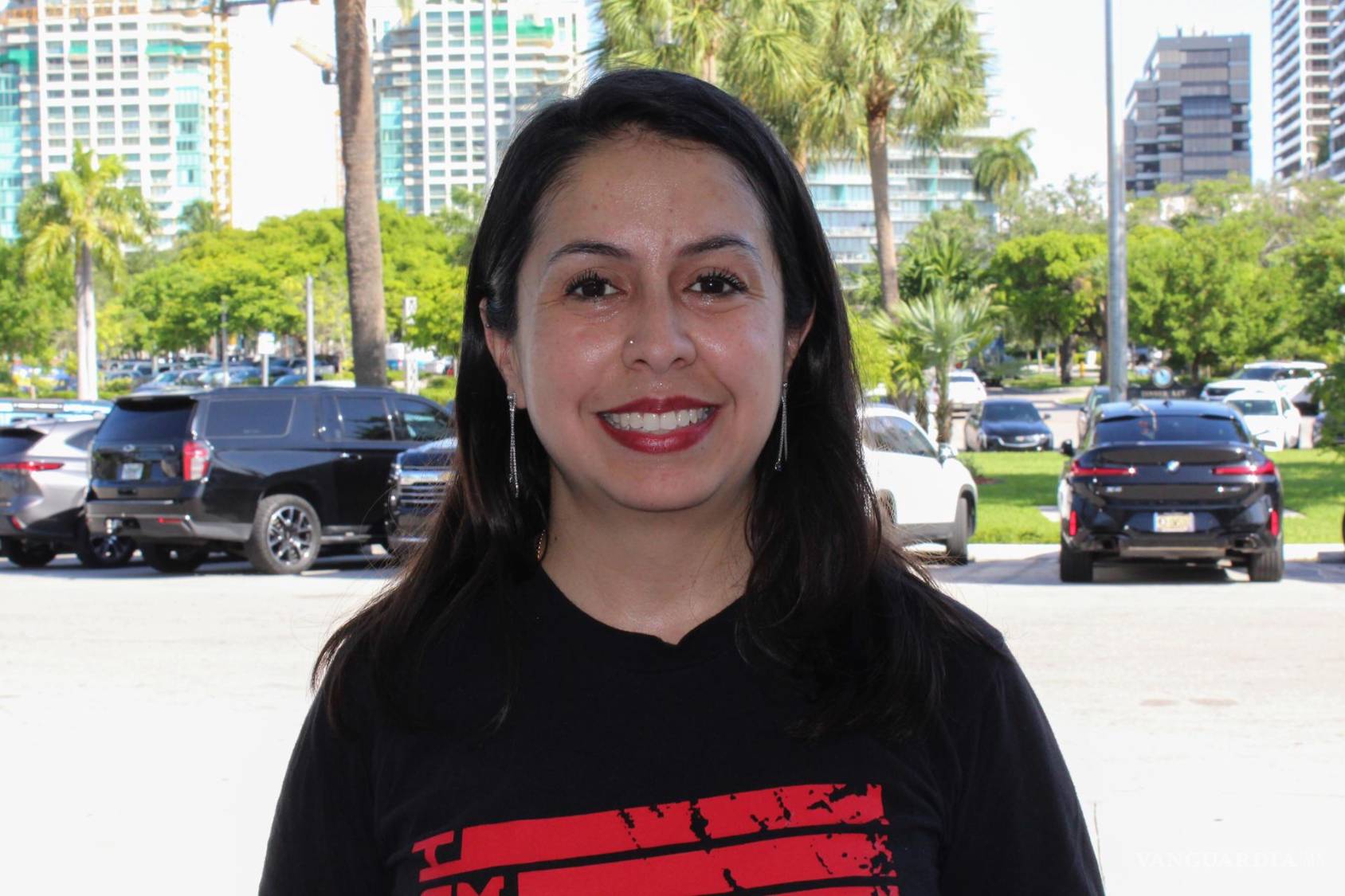 $!La directora de campo de la Coalición de Inmigrantes de Florida (FLIC), Ana María Hernández en Miami.