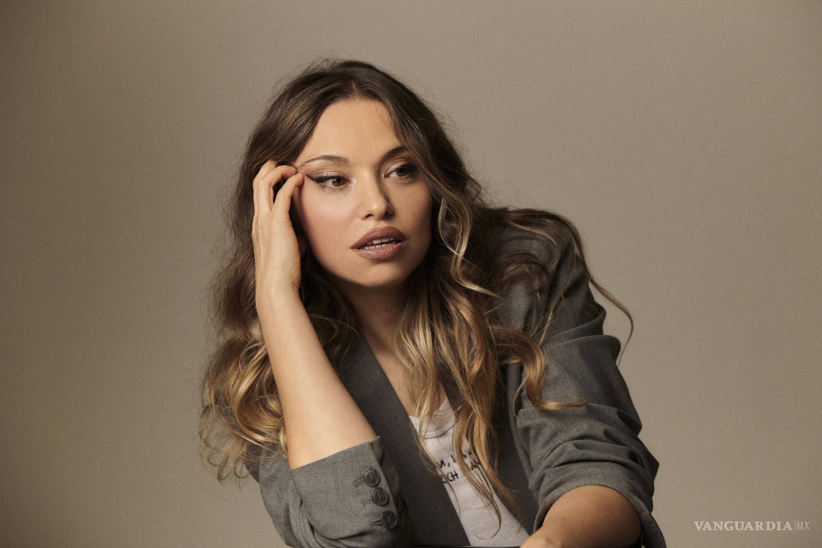 $!La periodista y escritora Marita Alonso, experta en tendencias y estilo de vida, analiza el mundo de las relaciones digitales.