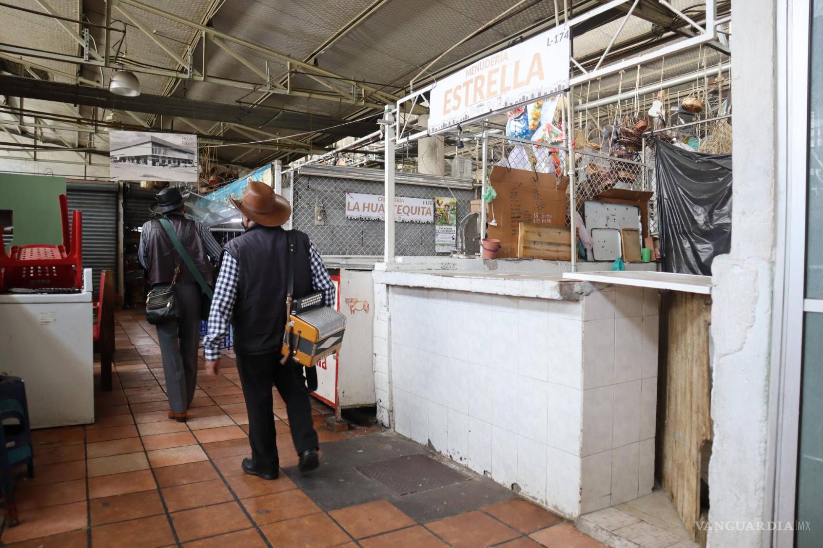 $!Varios locales permanecen cerrados algunos días.