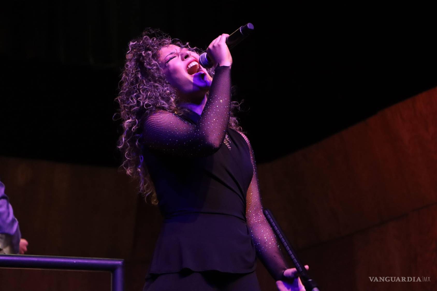 $!Crónica de un viaje psicodélico a la luna; el espectacular homenaje de Pink Floyd en Saltillo