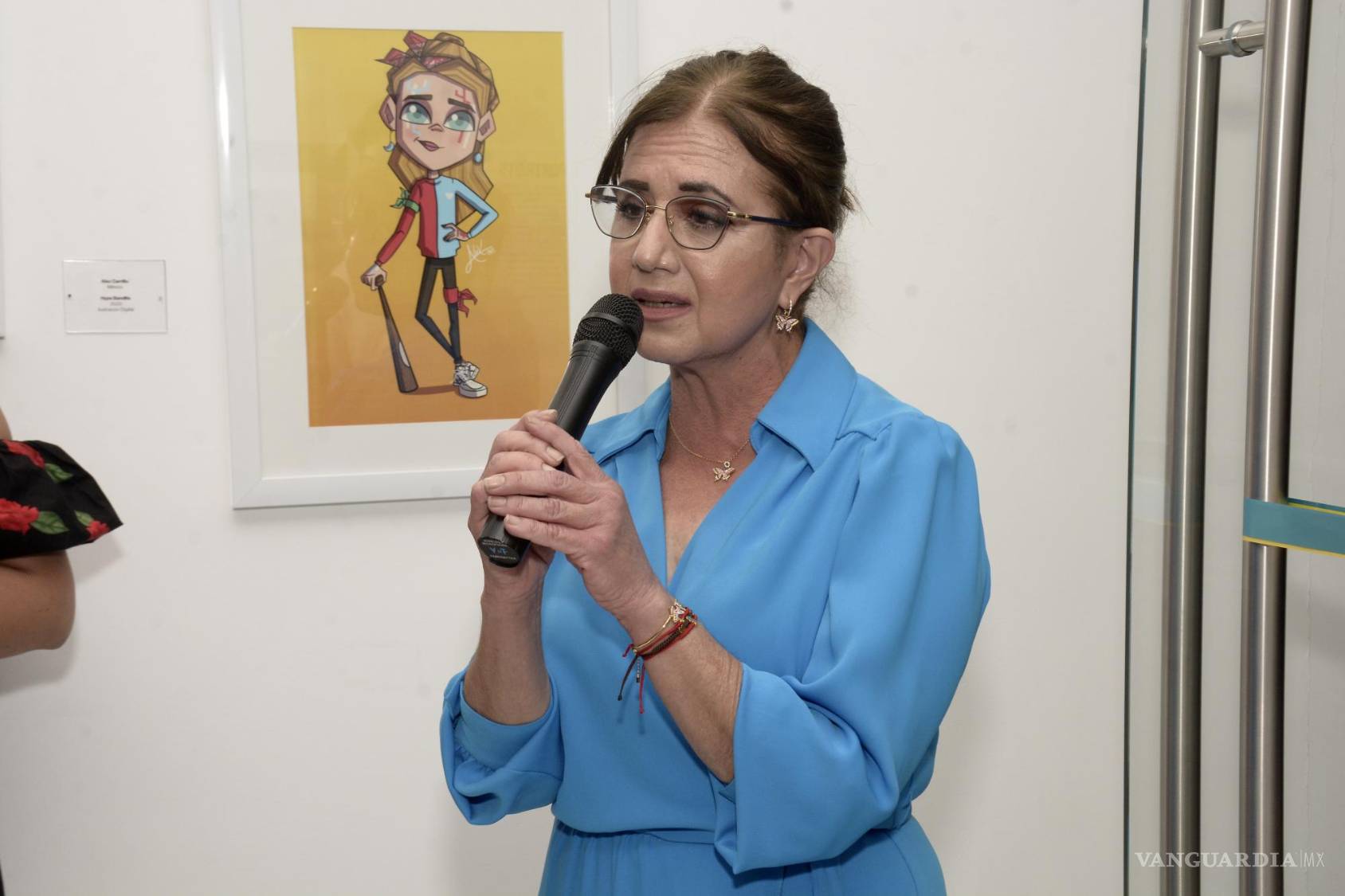 $!Julia Cardona, galerista, expresó su interés de seguir apoyando a los artistas locales.