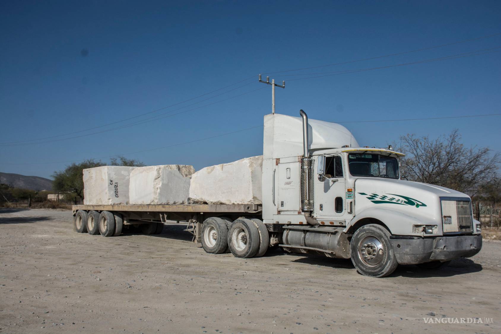 $!Por un millón y una troca, dejan a su ejido sin futuro