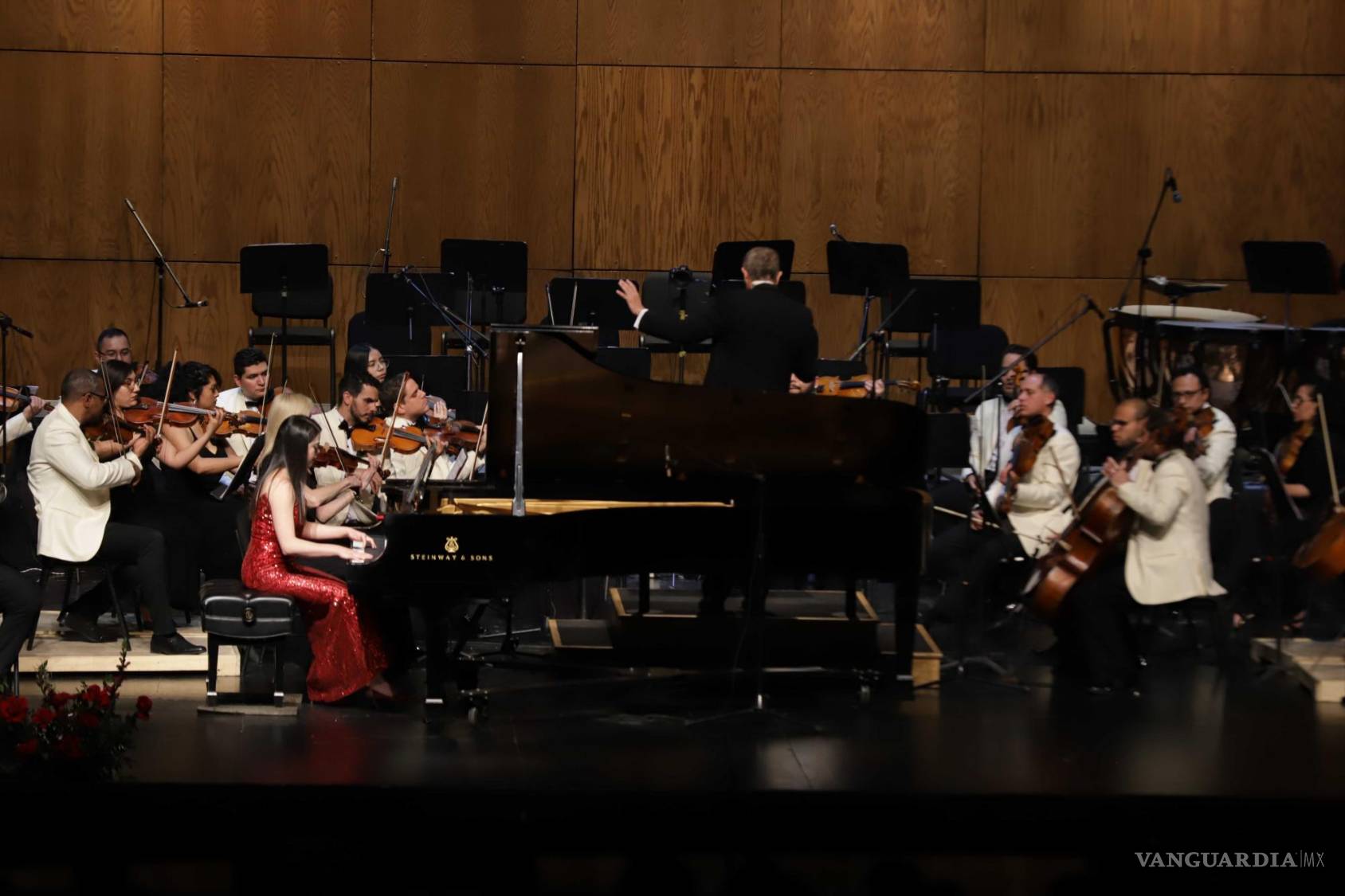 $!Argentina Durán encendió a Saltillo con un ‘caótico’ concierto de Shostakóvich