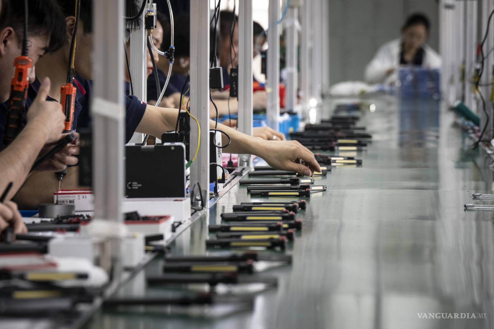 $!La manufactura en Asia enfrenta nuevos ajustes mientras compañías comparan costos entre distintos países.