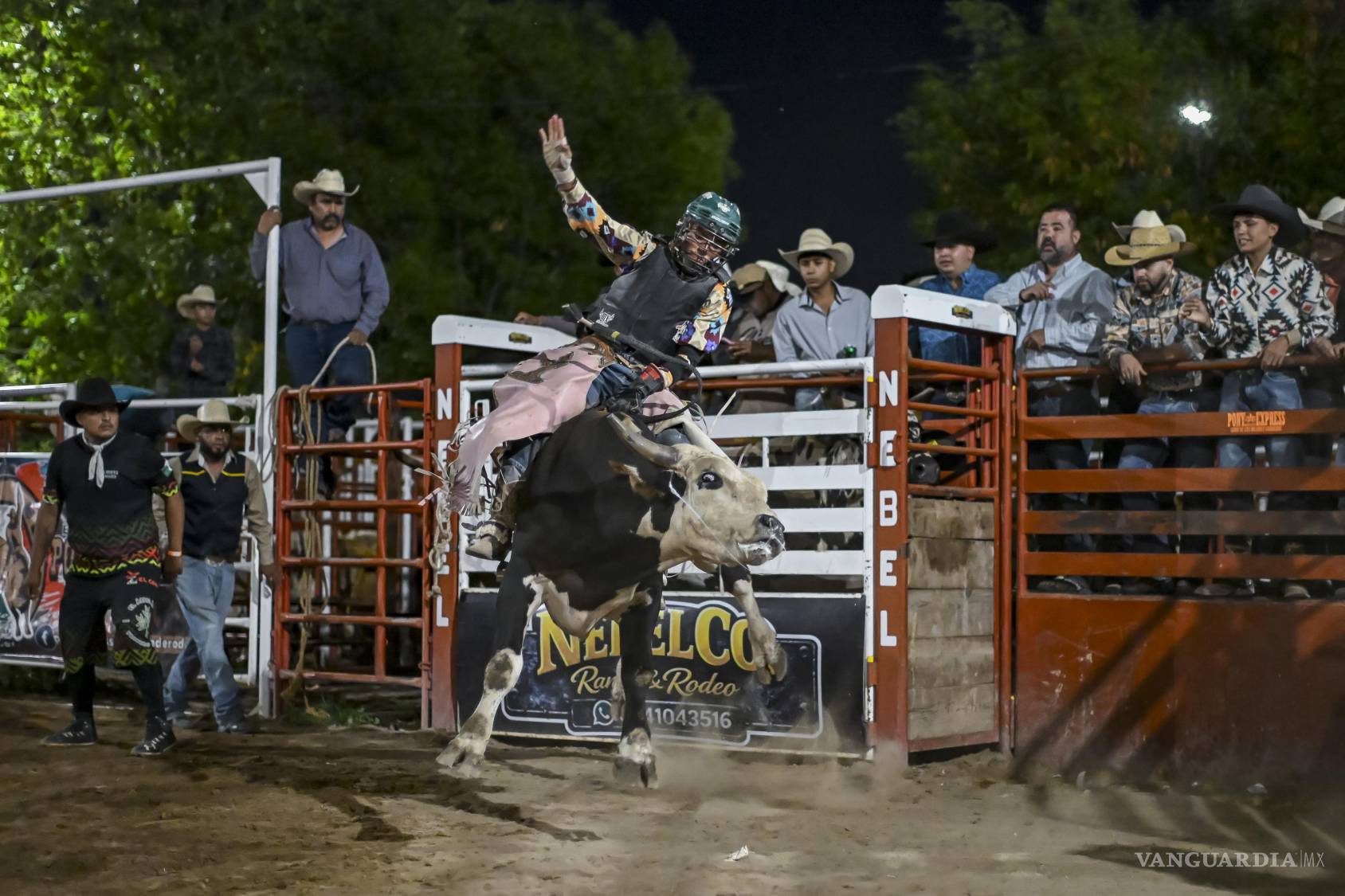 $!Cada fin de semana existen eventos de rodeo en la Capital Saltillense, como el Evento de Rodeo en la Escuela de Rodeo Pony Express.
