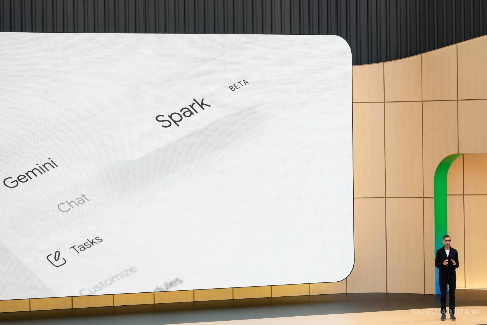 $!El director ejecutivo de Alphabet, Sundar Pichai, habla sobre Gemini Spark en un evento de Google I/O en Mountain View, California.