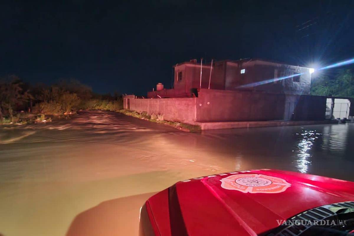 Tormenta en Monclova deja inundaciones, daños en viviendas y autos varados