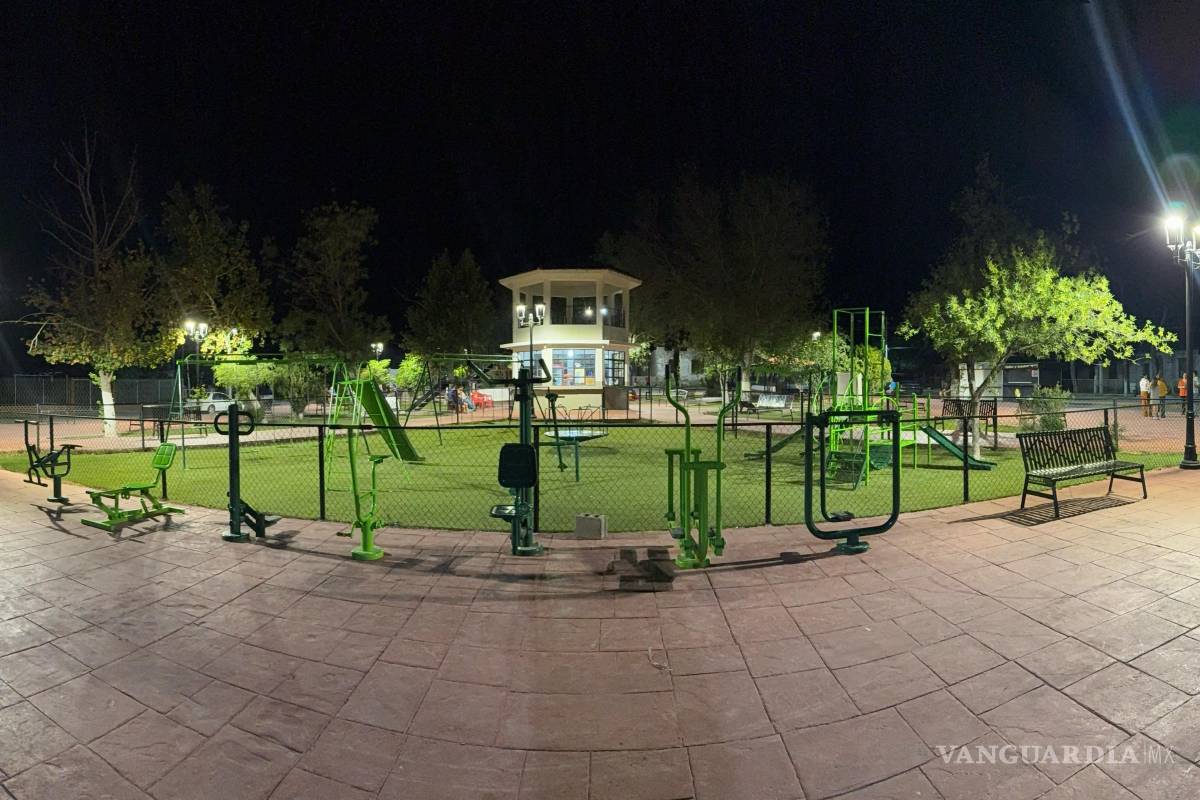 Transforma Sabinas la plaza de Cloete; concluyen obras