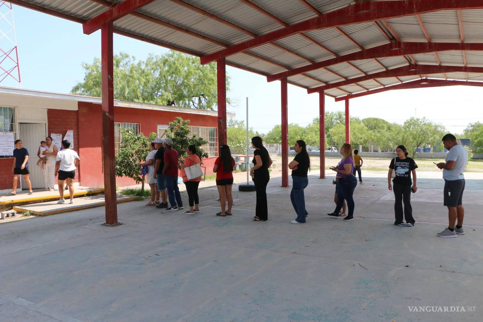 $!Miranda Guardiola destacó la importancia de votar para fortalecer la democracia y el sistema judicial.