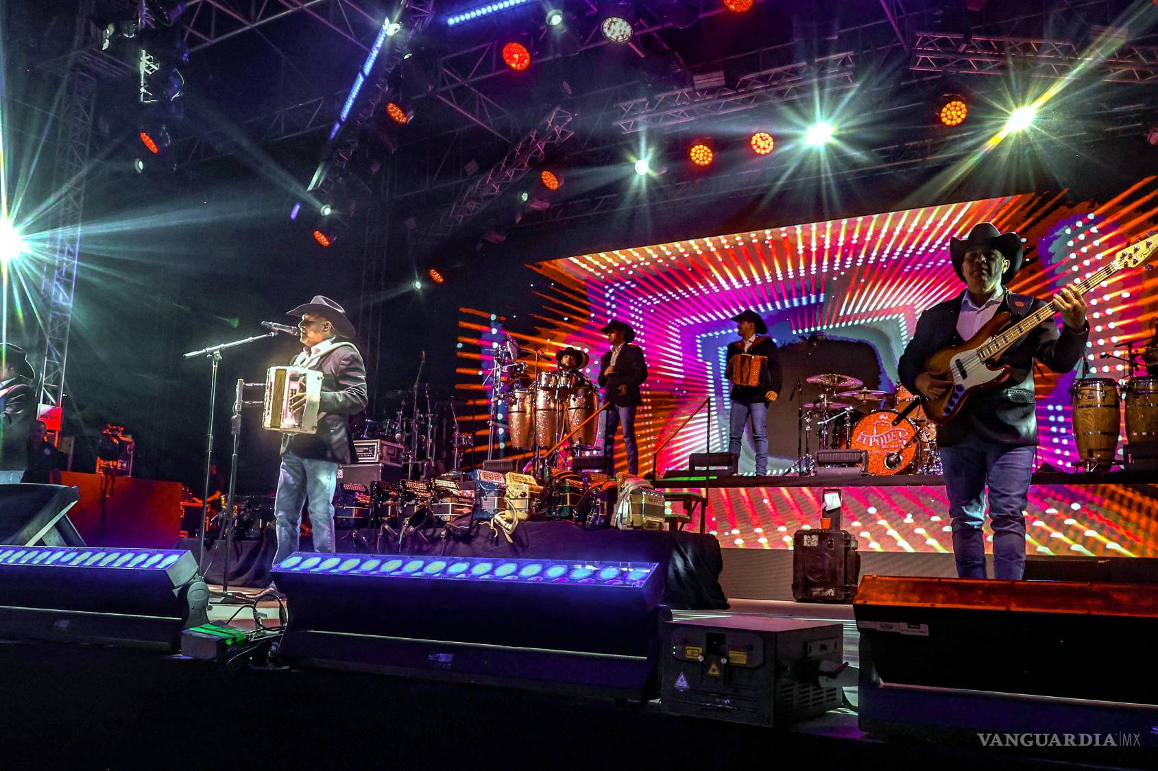 $!El Poder del Norte fue parte de los festejos de Rodeo Saltillo.