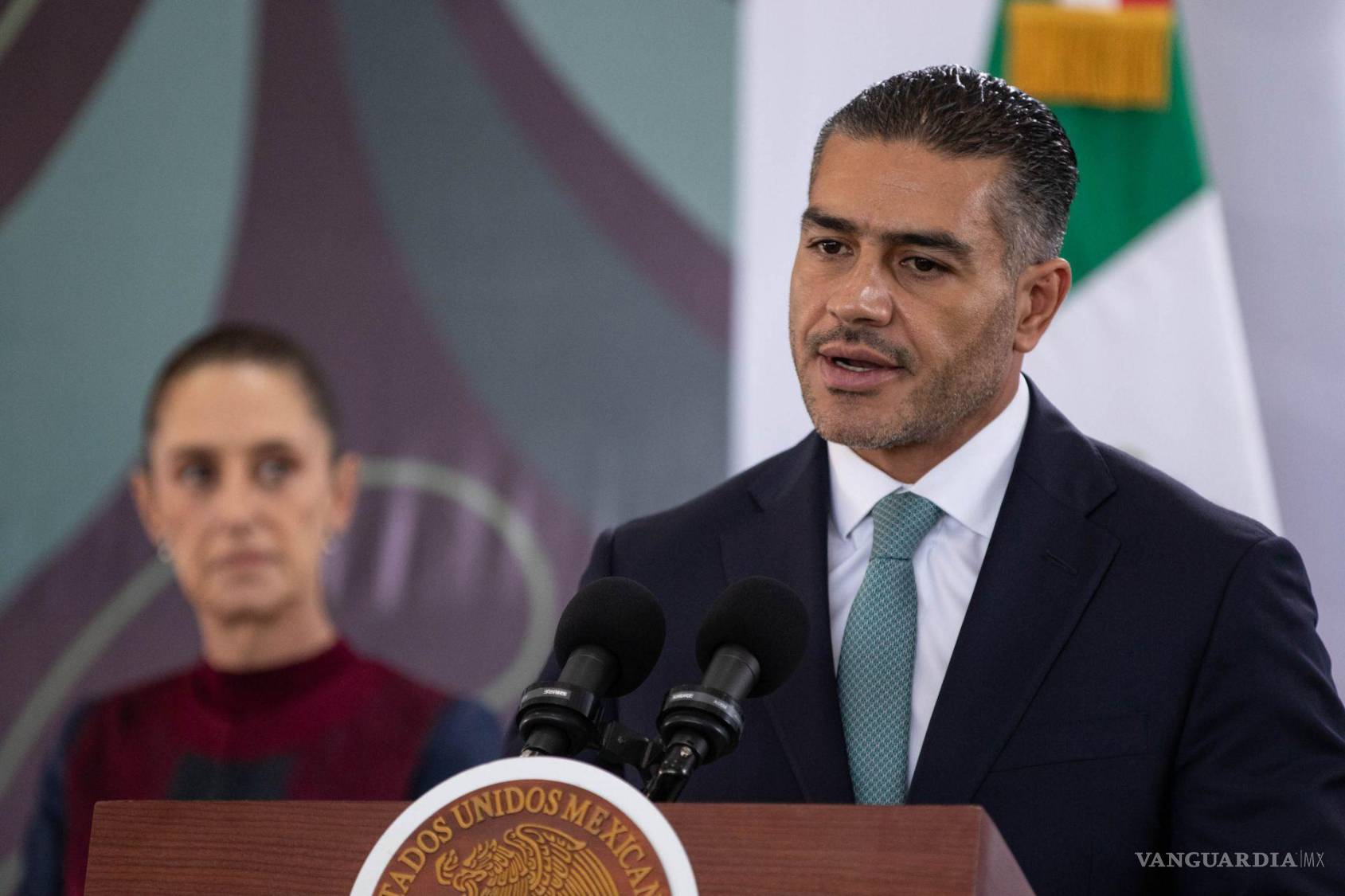 $!Omar García Harfuch, secretario de Seguridad Pública Ciudadana, en la “mañanera del pueblo”, presidida por Claudia Sheibaum Pardo, presidenta de México.