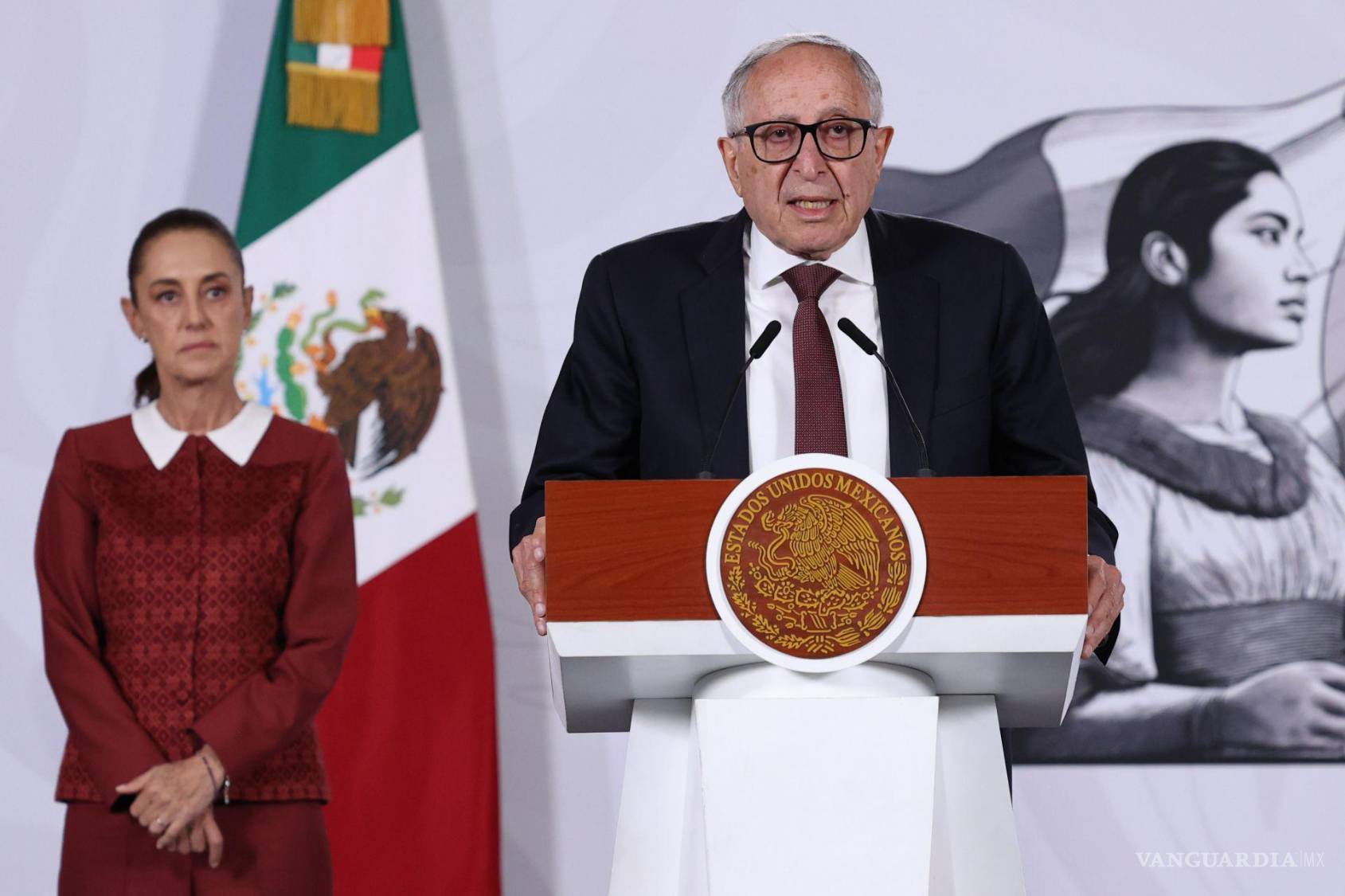 $!David Kershenobich, secretario de Salud Pública, durante la conferencia Mañanera del Pueblo, el 02 de junio de 2026.