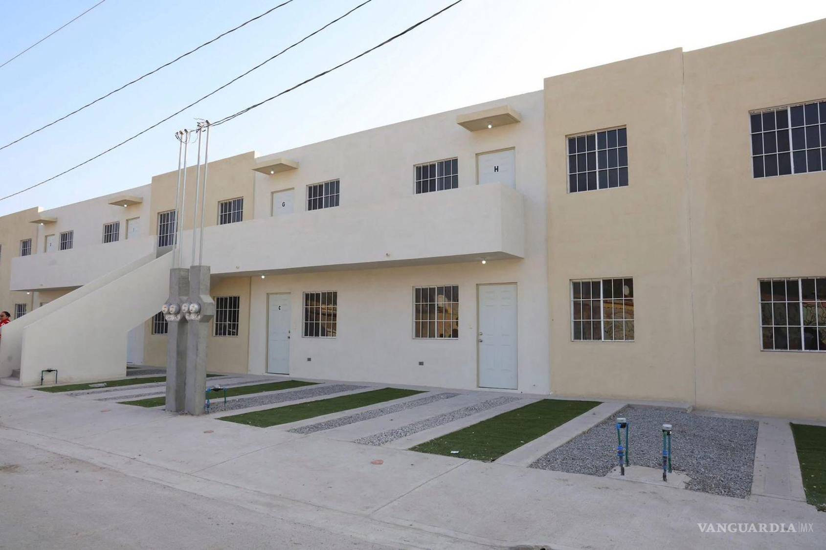 $!Durante el evento, se informó que en Coahuila la meta de construcción pasó de 19 mil a 65 mil viviendas en el presente sexenio.