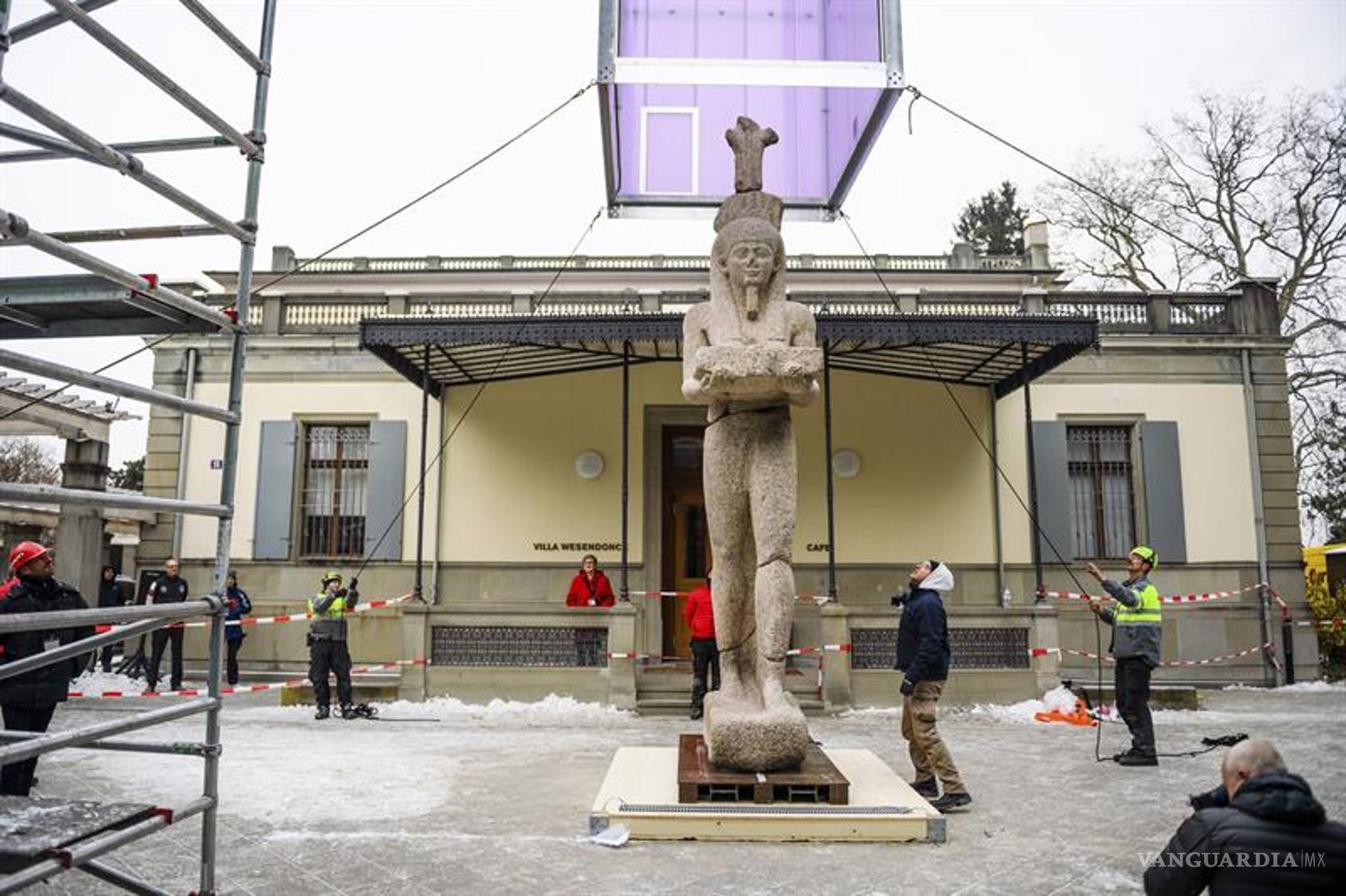 $!Tesoros extraídos de ciudades submarinas de Egipto resucitan Mito de Osiris