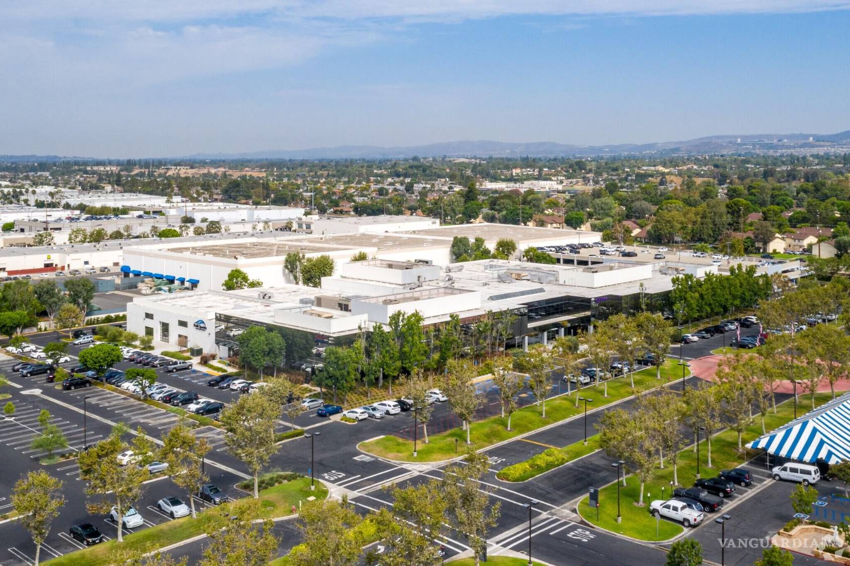 $!Centro de datos Eagle Mountain OC 1 Anaheim.
