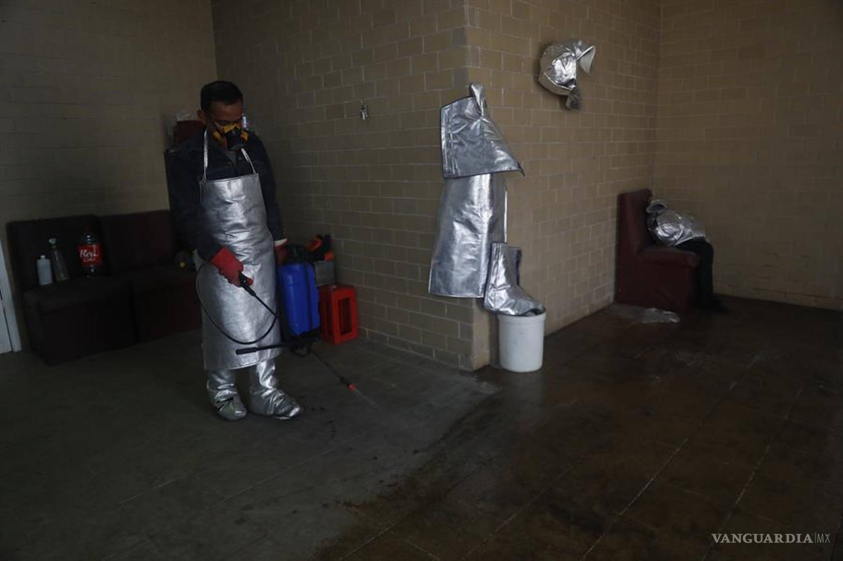 $!Así se trabaja en un crematorio de México saturado de muertes por coronavirus (FOTOS)