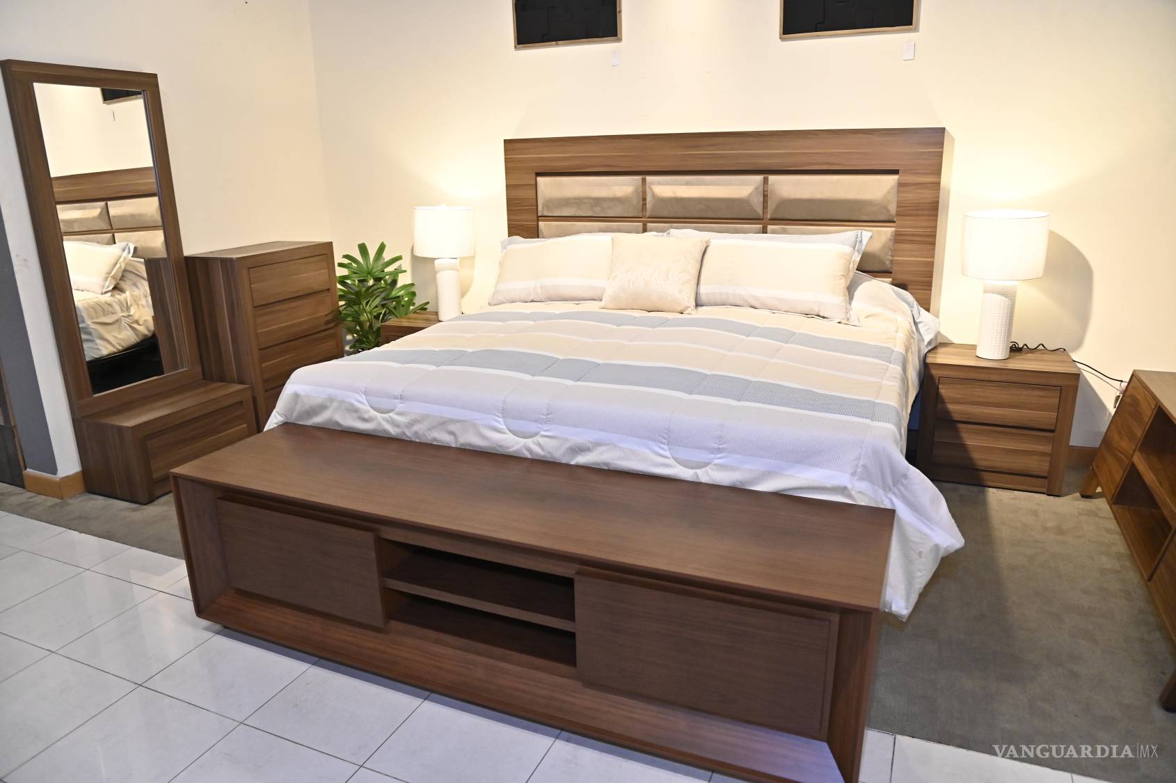 $!La iluminación puede cambiar por completo la forma en que se vive un espacio.