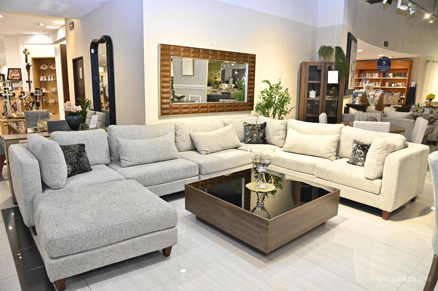 $!Una paleta de tonos neutros ayuda a la amplitud visual.