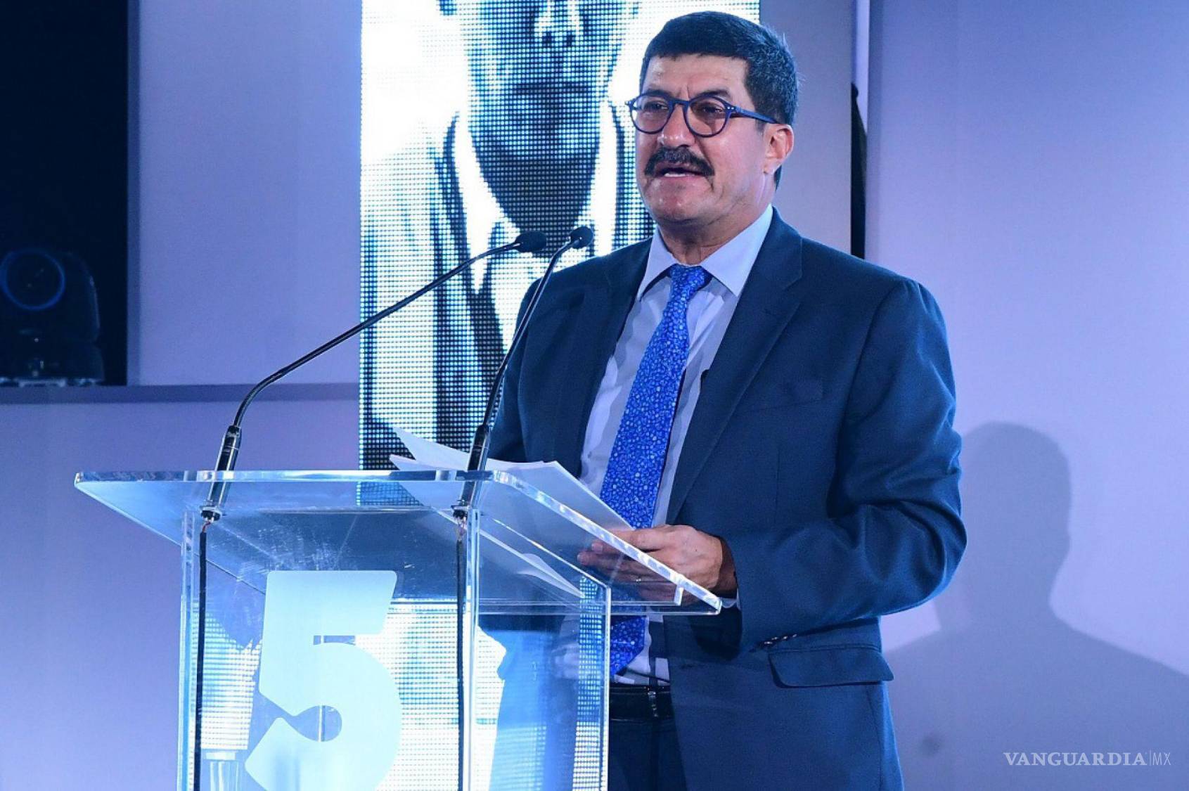 $!El exgobernador Javier Corral se sumó a finales del 2023 al equipo que diseña el proyecto de Gobierno de la morenista Claudia Sheinbaum | Foto: Cuartoscuro