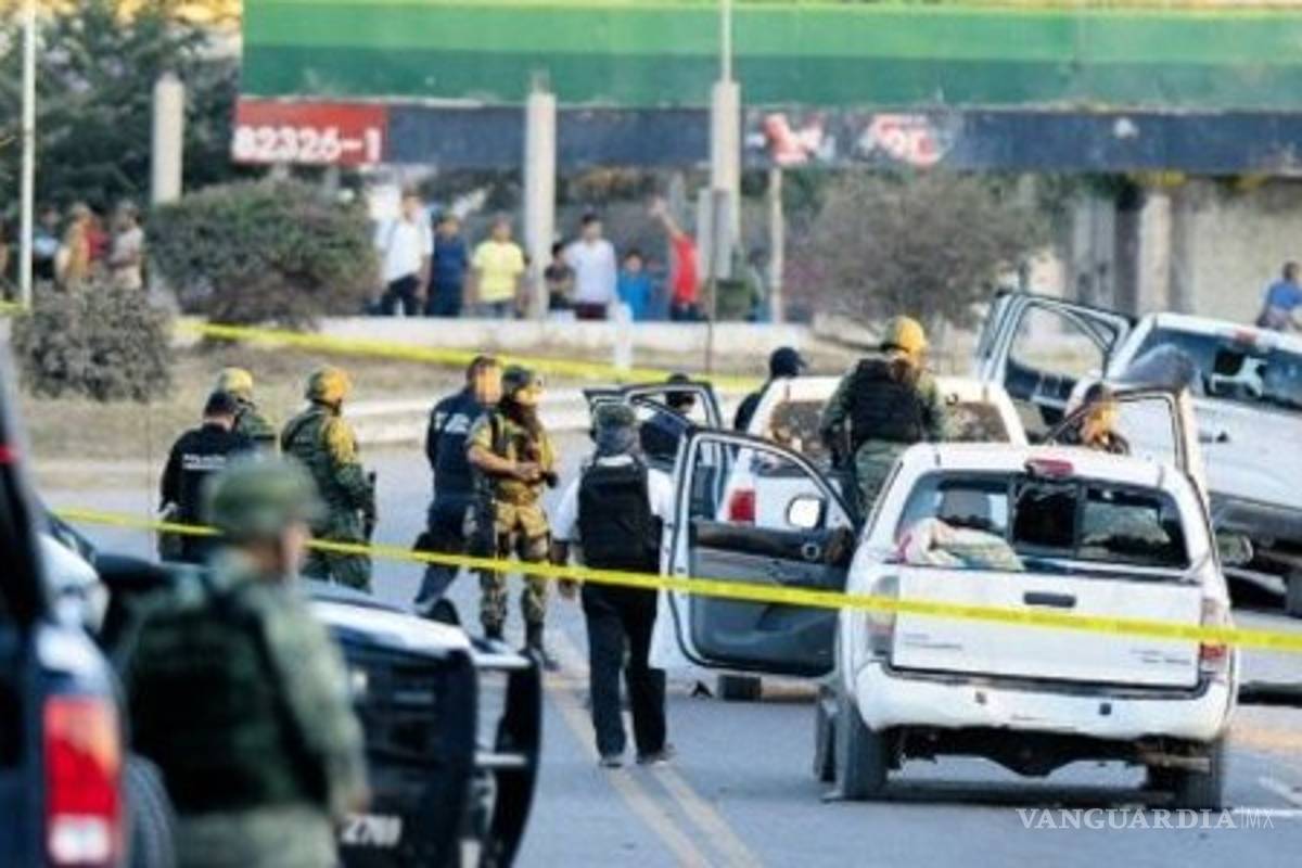 Armados se enfrentan a balazos en carretera Mazatlán-Durango