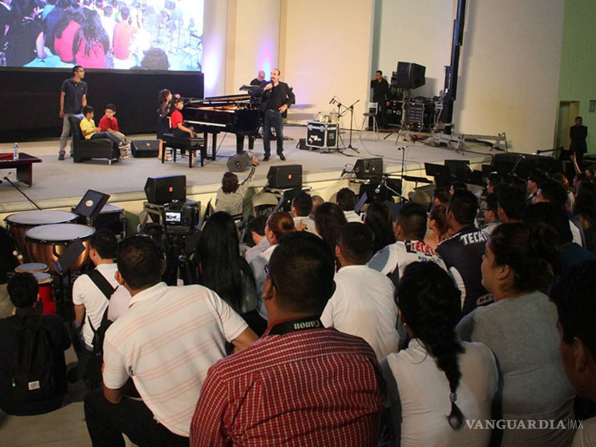 $!Raúl Di Blasio se presentó en San Bernabé