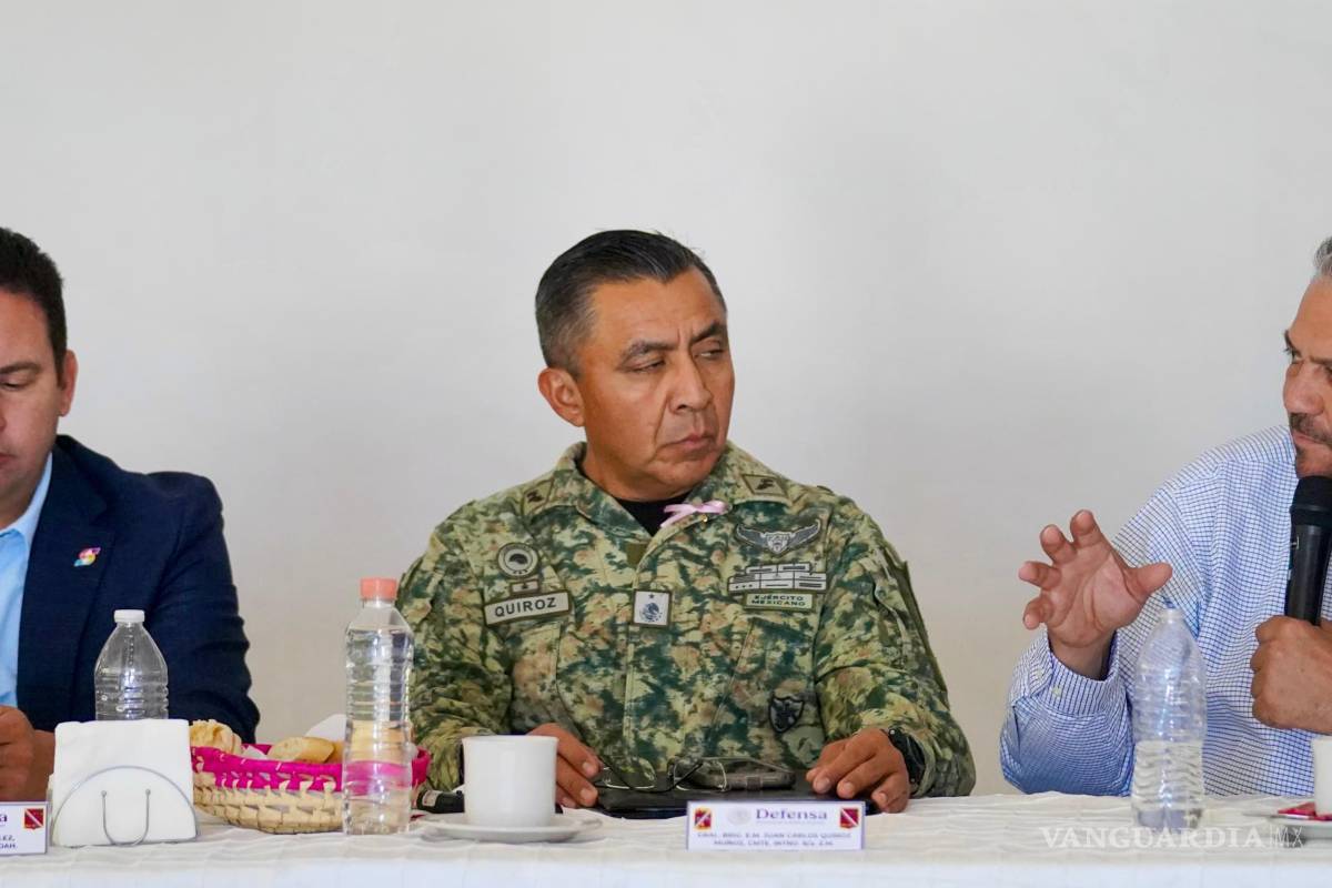 $!El alcalde Tomás Gutiérrez Merino durante la Reunión de la Mesa de Seguridad Regional, celebrada en el 69 Batallón de Infantería de la Sexta Zona Militar.