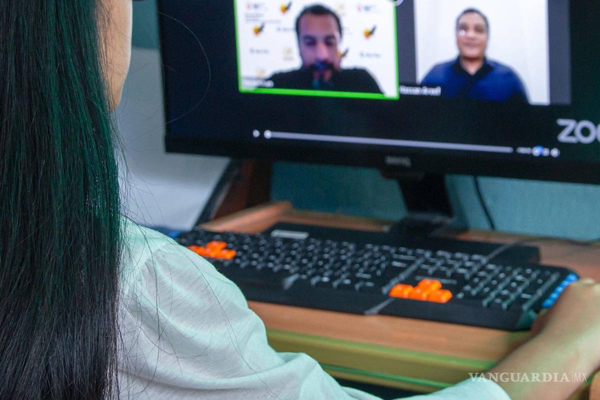 Invita la Universidad Autónoma de Coahuila a cursar la Prepa en línea