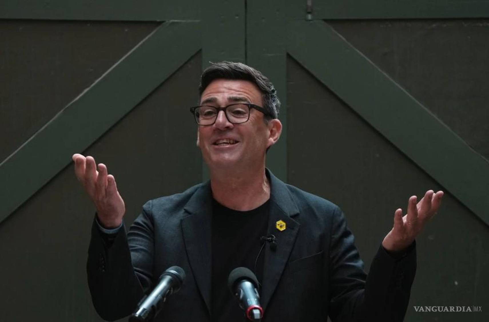 $!Andy Burnham, del Partido Laborista, pronuncia un discurso en el Museo de Historia del Pueblo en Manchester, Inglaterra.