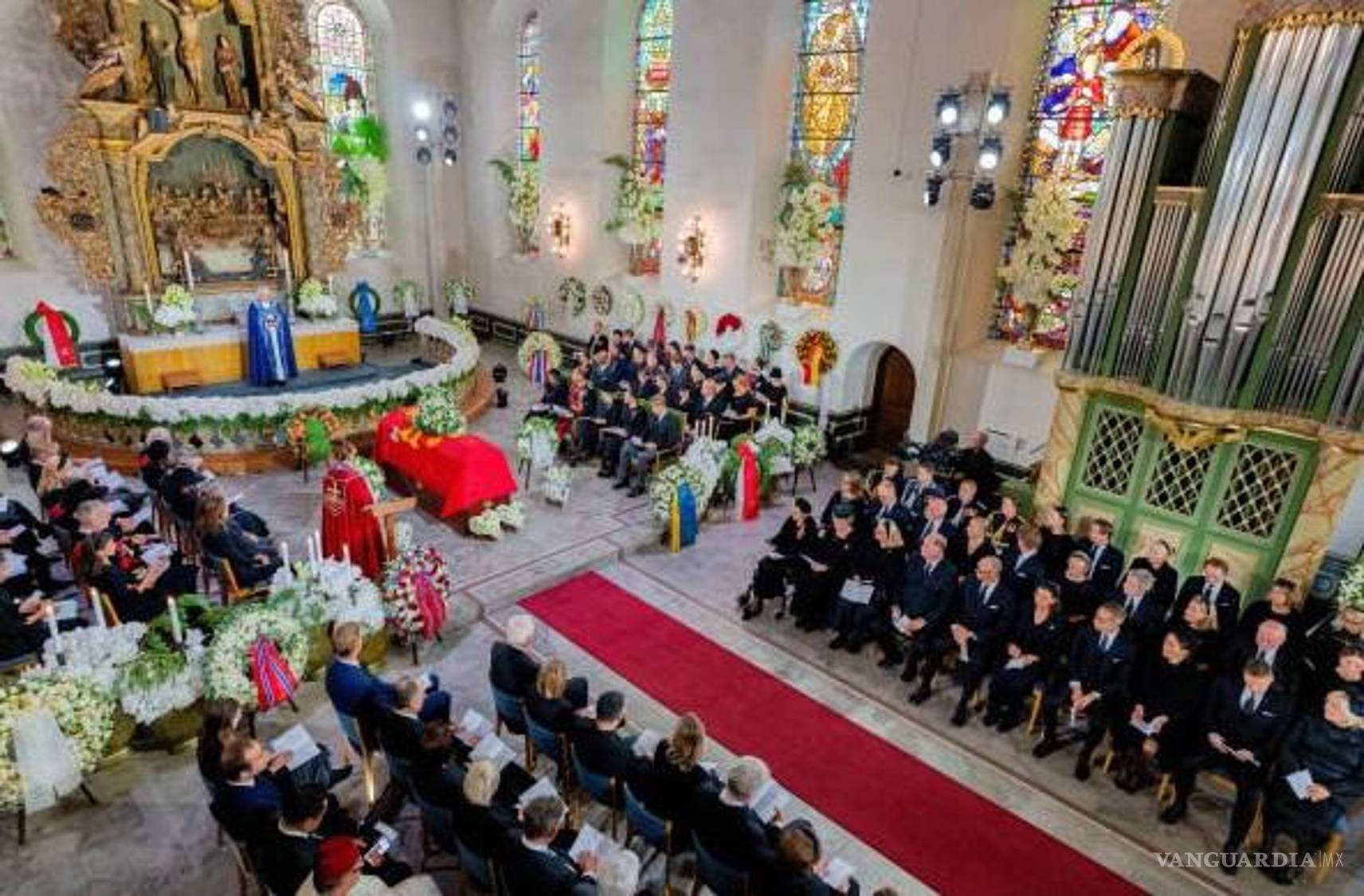 $!La música tuvo un papel destacado en el servicio, con la participación del coro de la Catedral de Oslo y el organista Marcus André Berg.
