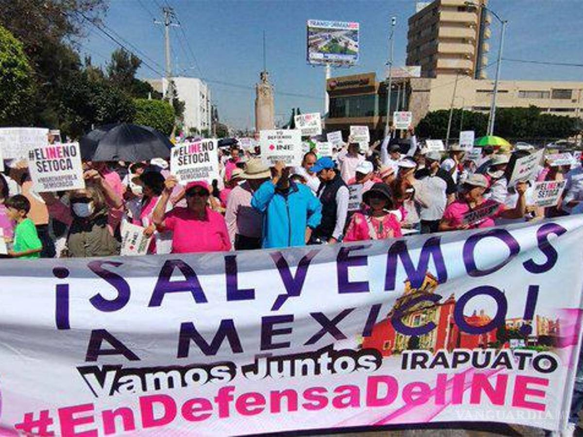 $!“Marcha por nuestra democracia” fue replicada en distintos estados; exigen voto libre y respeto al Poder Judicial