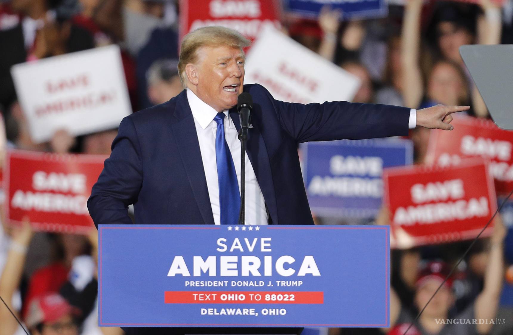 $!Aunque la maquinaria de Trump cuenta con una ventaja financiera de 600 millones de dólares, líderes como Newt Gingrich advierten que el partido debe “mejorar la realidad” para evitar una derrota aplastante.