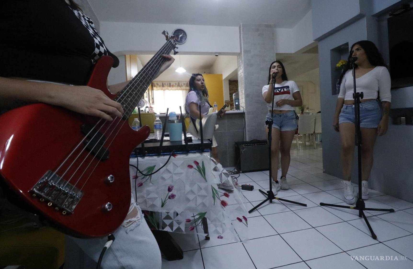 $!Las jóvenes se dedican a tocar covers y sus propias canciones.