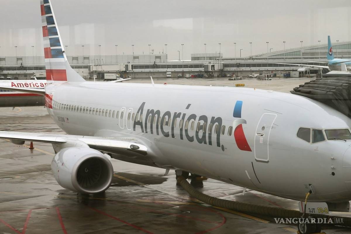 Encuentran feto en baño de avión de pasajeros en Nueva York