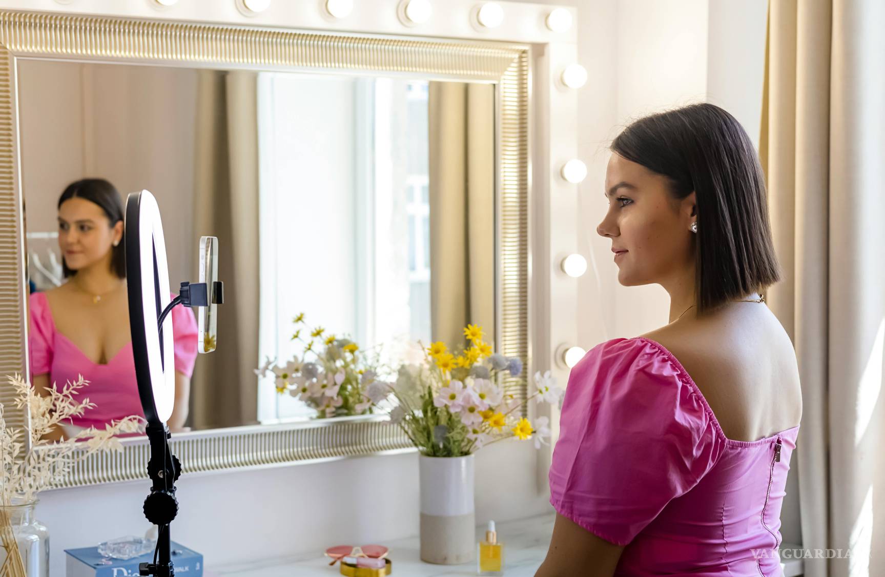 $!Más de la mitad de los adultos consideran que hay demasiados influencers en internet.