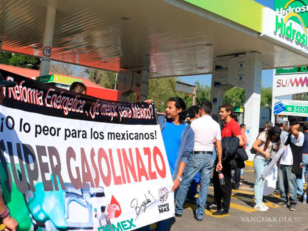 $!Bloqueos y marchas en 28 estados contra el 'gasolinazo'