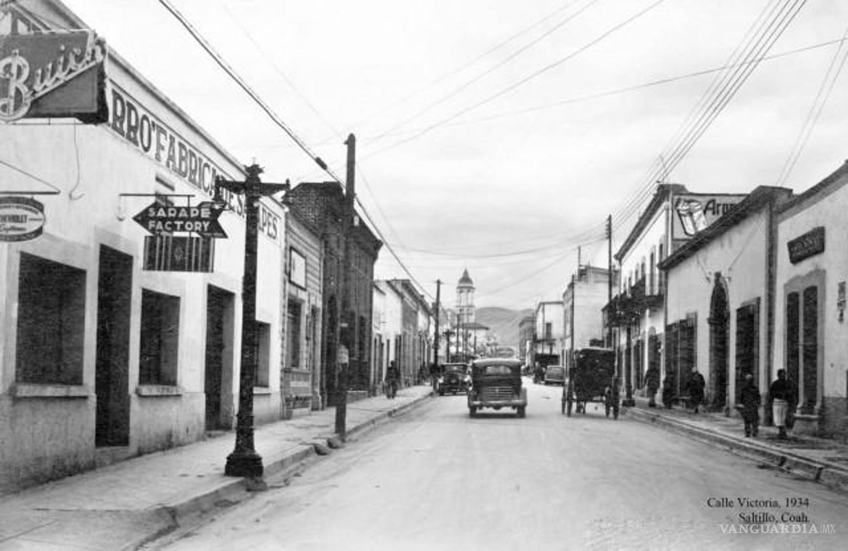 $!Calle de Victoria en 1920; estrecha, pero funcional.