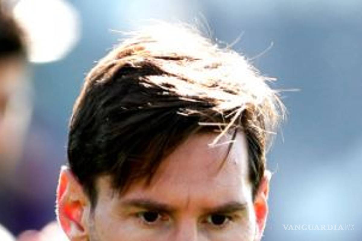 Messi se 'come años' con su cambio de look