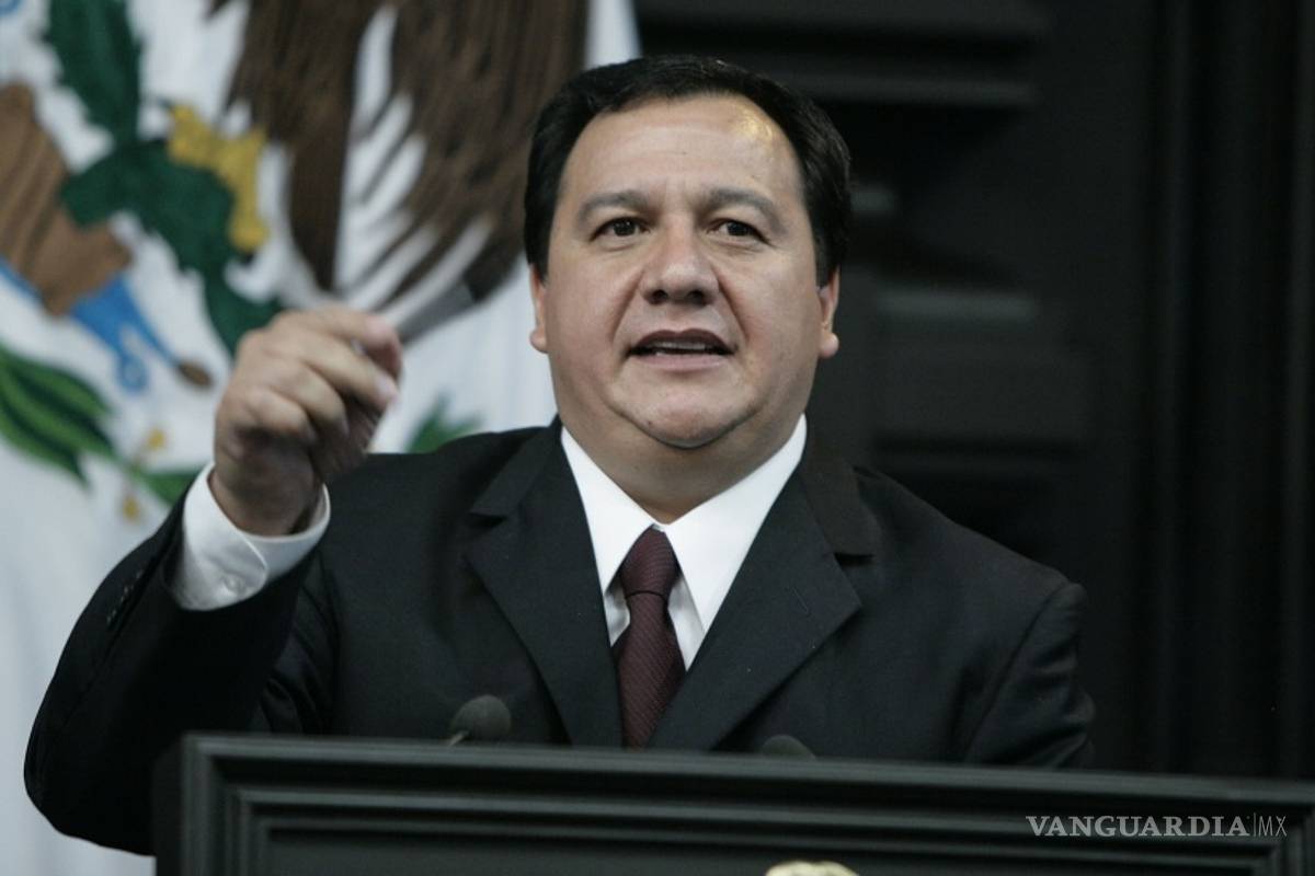 Diputado busca regulación de medios de comunicación para que no sirvan a la derecha; Segob rechaza propuesta