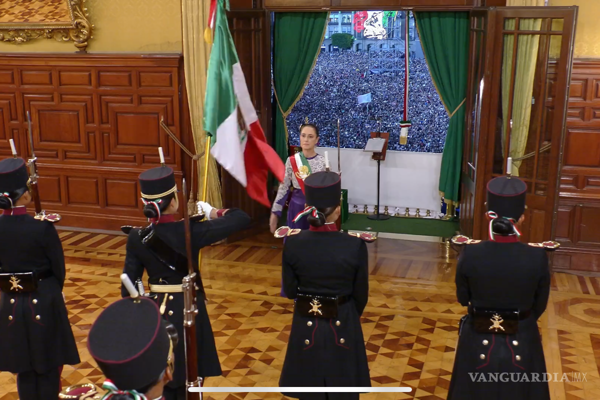 $!Mujeres indígenas y migrantes: Así fue el primer Grito de Independencia de Claudia Sheinbaum