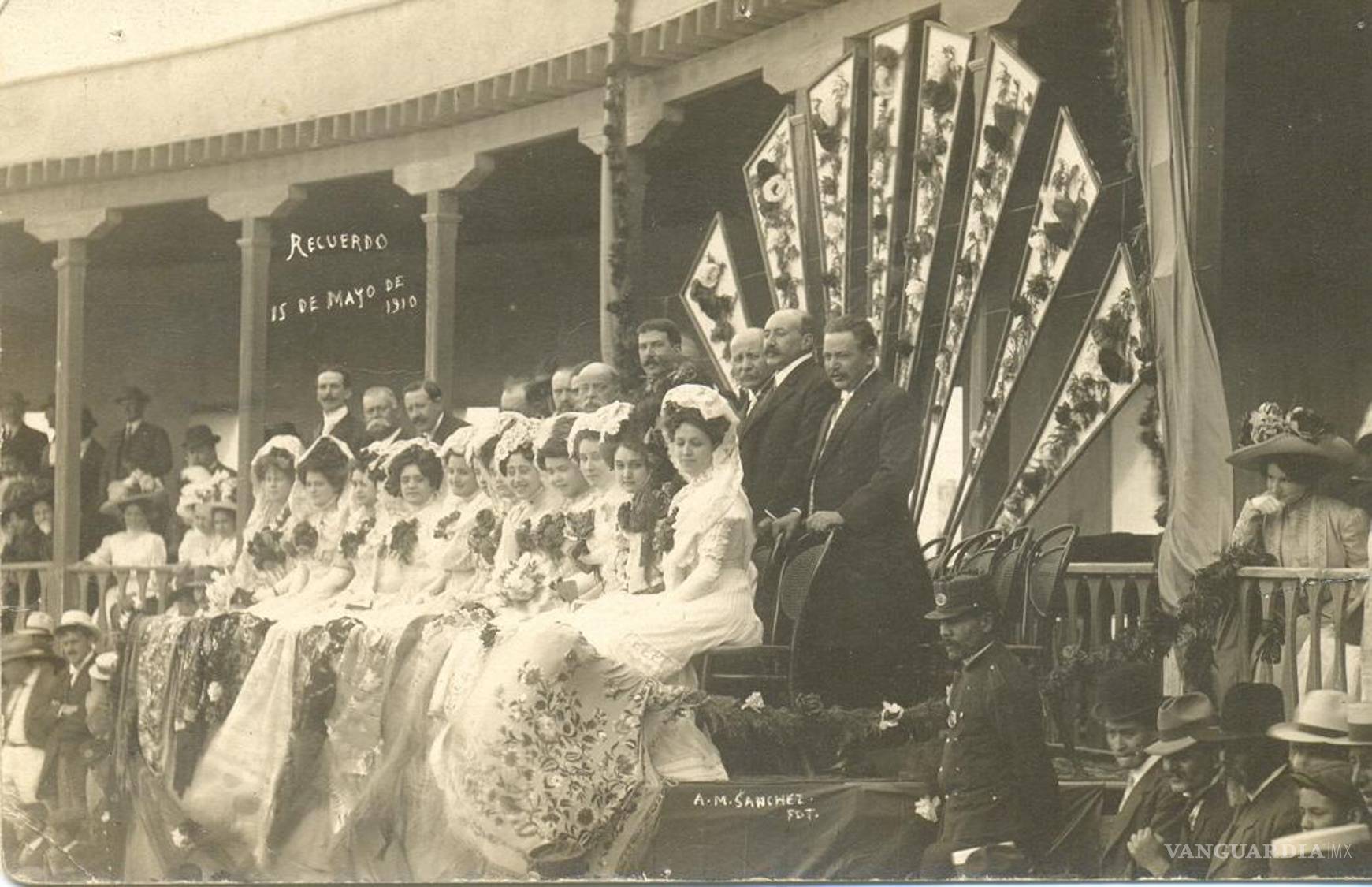$!Corrida de toros en las Fiestas del Centenario de la Independencia.